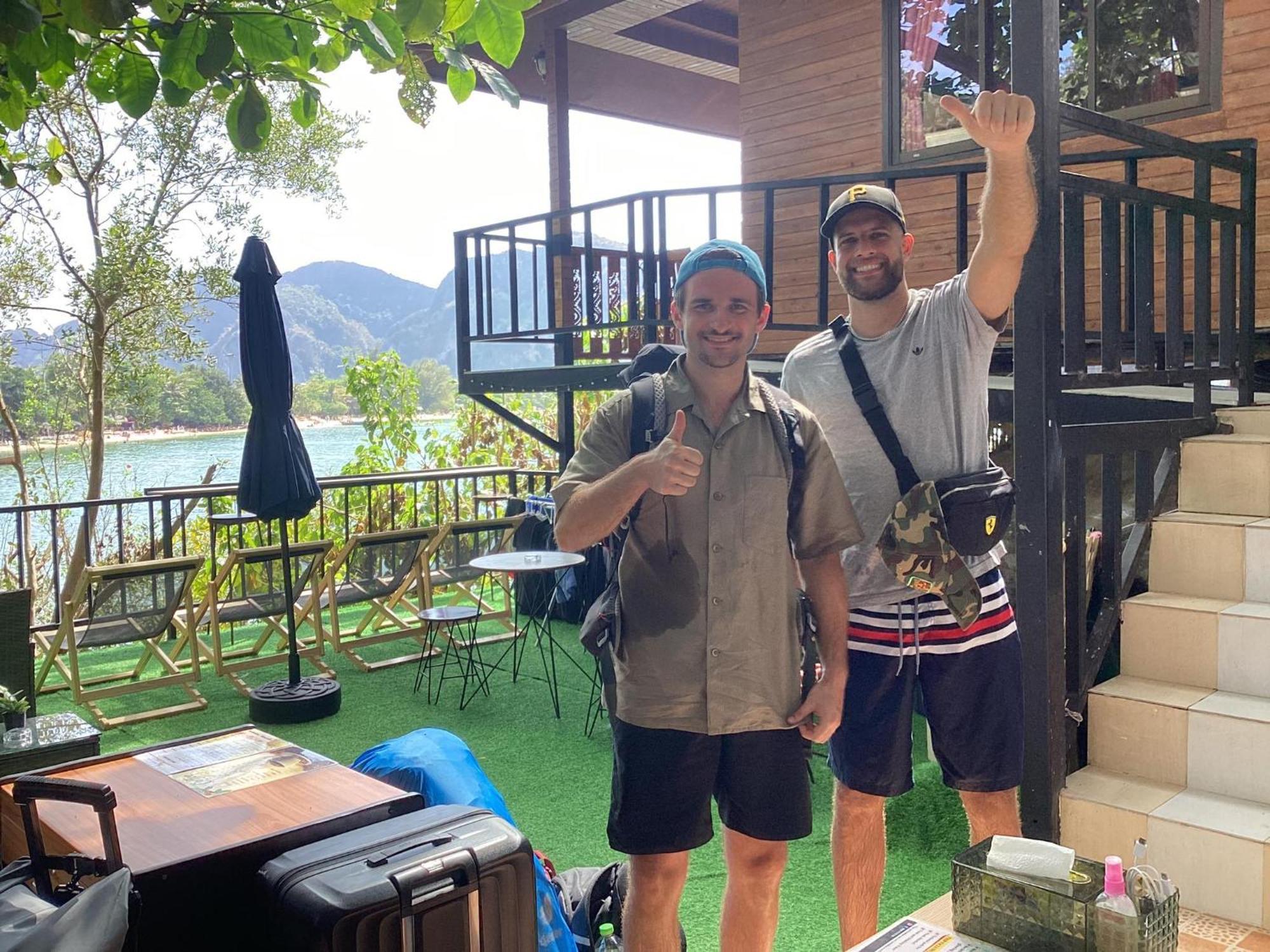 Sweed Dee Seaview Hostel Phi Phi-øyene Eksteriør bilde