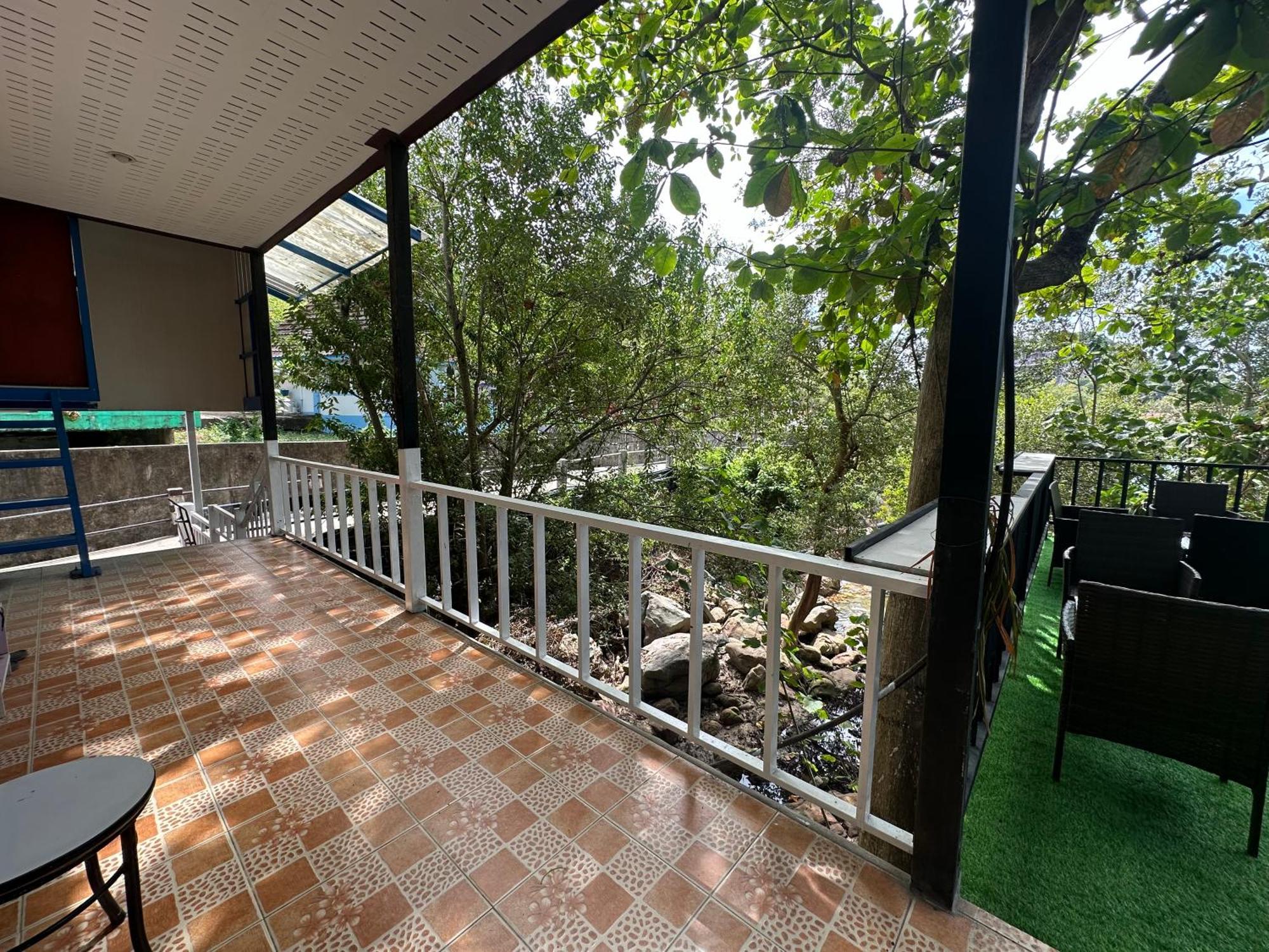 Sweed Dee Seaview Hostel Phi Phi-øyene Eksteriør bilde