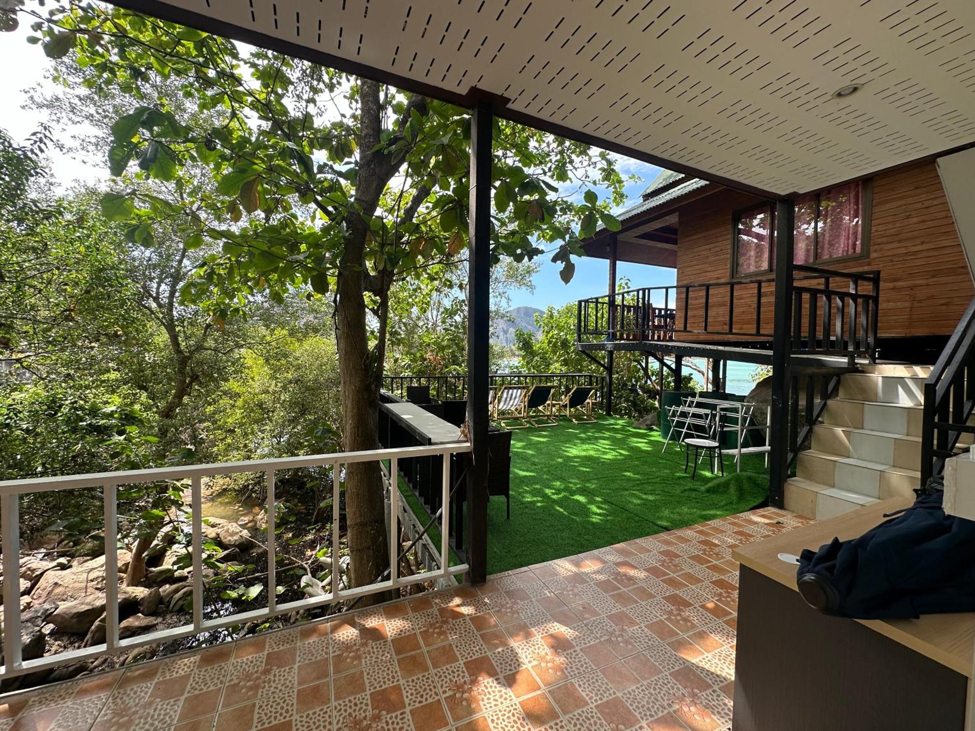 Sweed Dee Seaview Hostel Phi Phi-øyene Eksteriør bilde